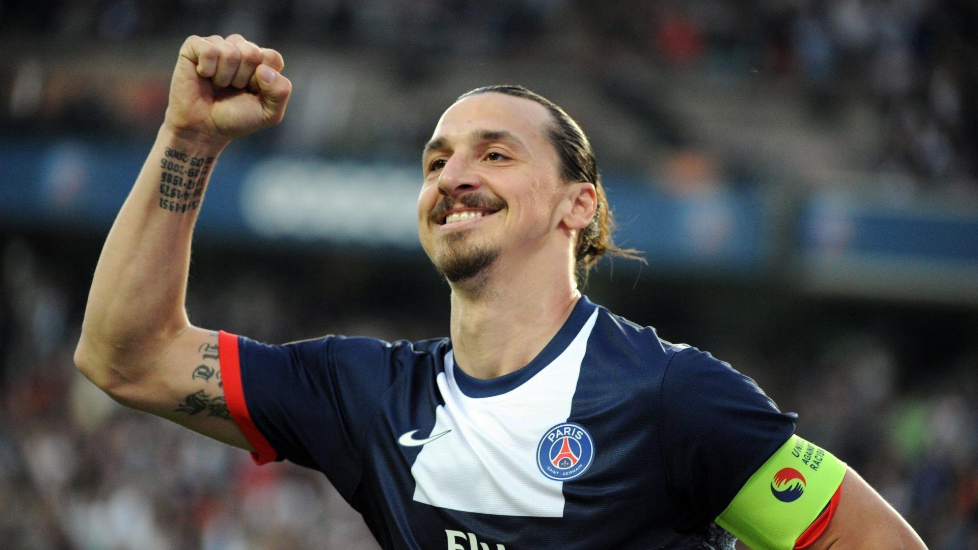 特斯·冯·迪克：通过巧妙的配合和无懈可击的视野，提升南非队进攻效率