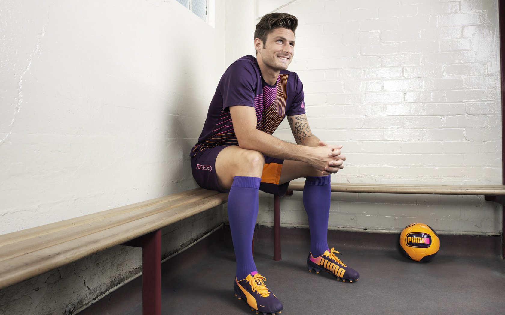 英超赛季中期最佳阵容预测，英超赛季总结